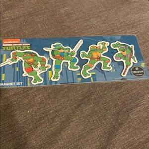 Nickelodeon Teenage Mutant Ninja Turtles Magnet Set - Green, Blue, Orange